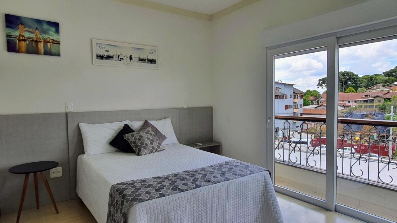Appartement Residencial Dona Virginia Centro à Canela Extérieur photo