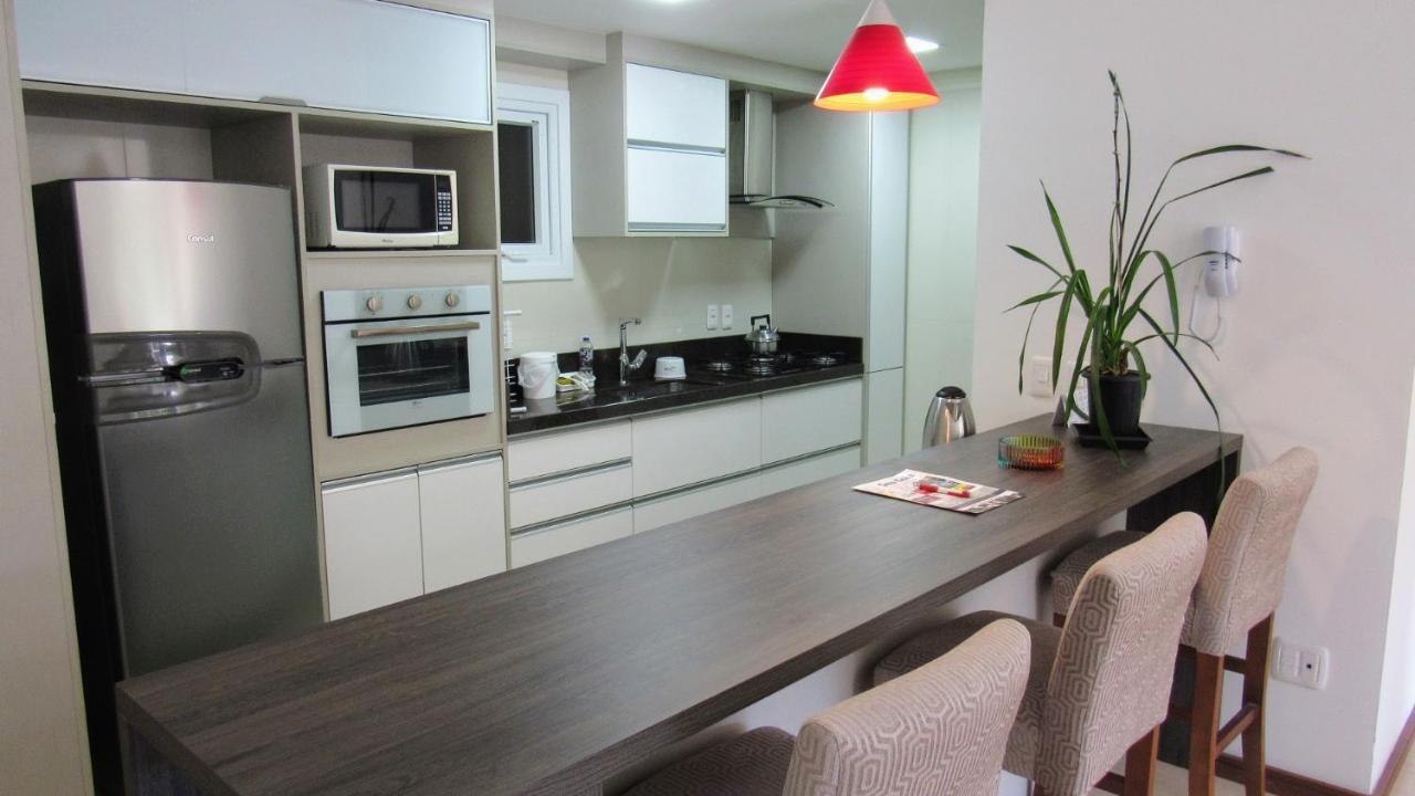 Appartement Residencial Dona Virginia Centro à Canela Extérieur photo